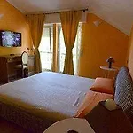 Hotell Edone 3*