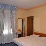 Hotel Edone 3*