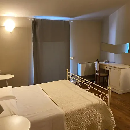 Hotel Edone