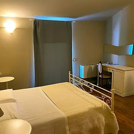 Edone Hotel