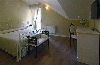 Edone Hotel Roe